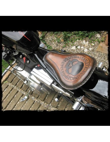 ASIENTO SOLO SKULL UNIVERSAL HARLEY DAVIDSON MARRÓN