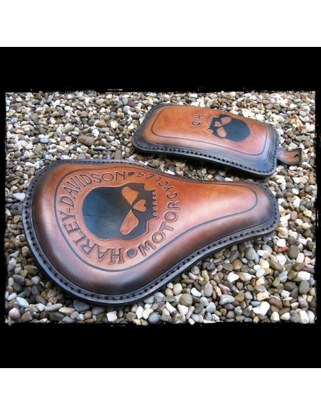 ASIENTO SOLO SKULL UNIVERSAL HARLEY DAVIDSON MARRÓN