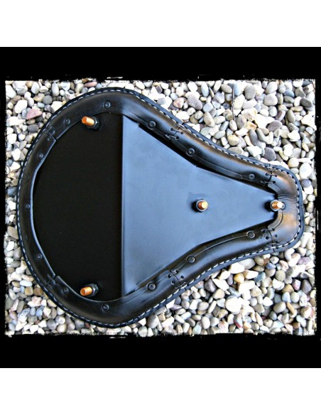 ASIENTO SOLO SKULL IRON UNIVERSAL HARLEY DAVIDSON NEGRO