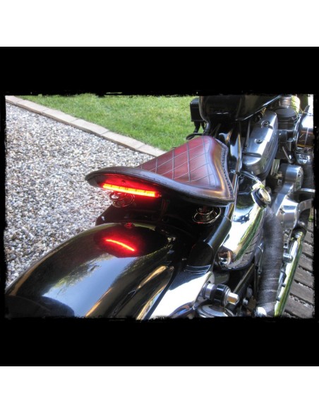 ASIENTO SOLO RED DIAMONDS LED UNIVERSAL ROJO