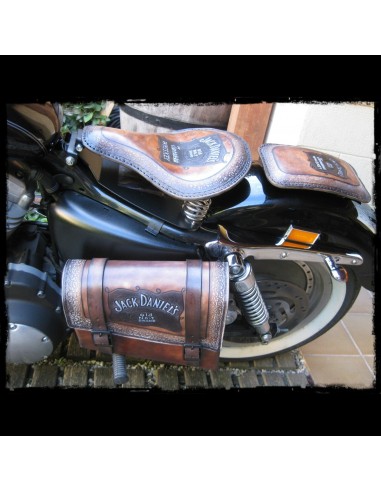 TACO ASIENTO PIEL VENTOSAS JACK DANIELS UNIVERSAL