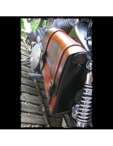 ALFORJA PIEL SEMIRRÍGIDA SKULL LEATHER UNIVERSAL