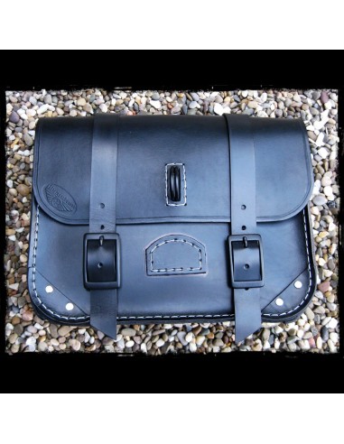 ALFORJA CUERO NEGRO MEDIANA UNIVERSAL