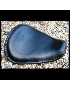 ASIENTO SOLO BLACK LOGO DHC PARA SPORTSTER 2010 - UP 2