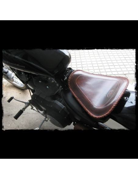 ASIENTO SOLO LEATHER DHC PARA SPORTSTER 2010 - UP ASIENTO SOLO LEATHER DHC PARA SPORTSTER 2010 - UP