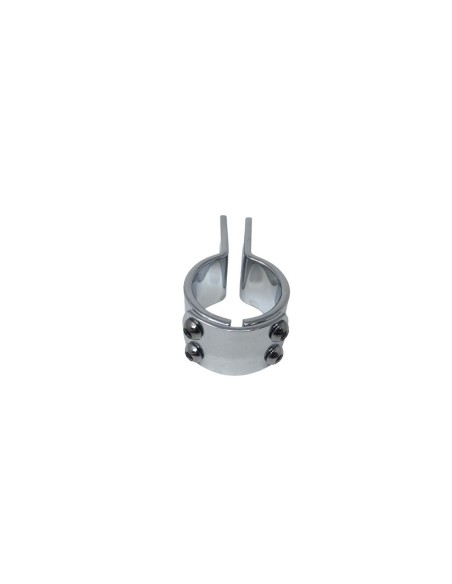 ABRAZADERA CROMADA PARA DEFENSA DE 30 MM.