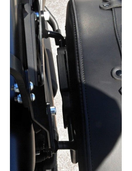 ALFORJAS RIGIDAS PIEL VENDETTA KAWASAKI VULCAN S PERFIL KAWA